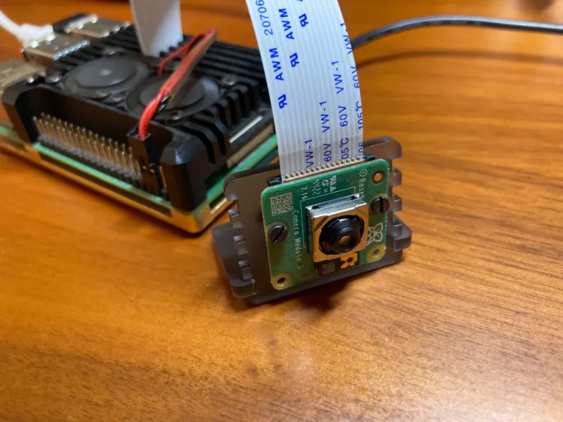 ラズパイ4に繋いだcamera_module_v3
